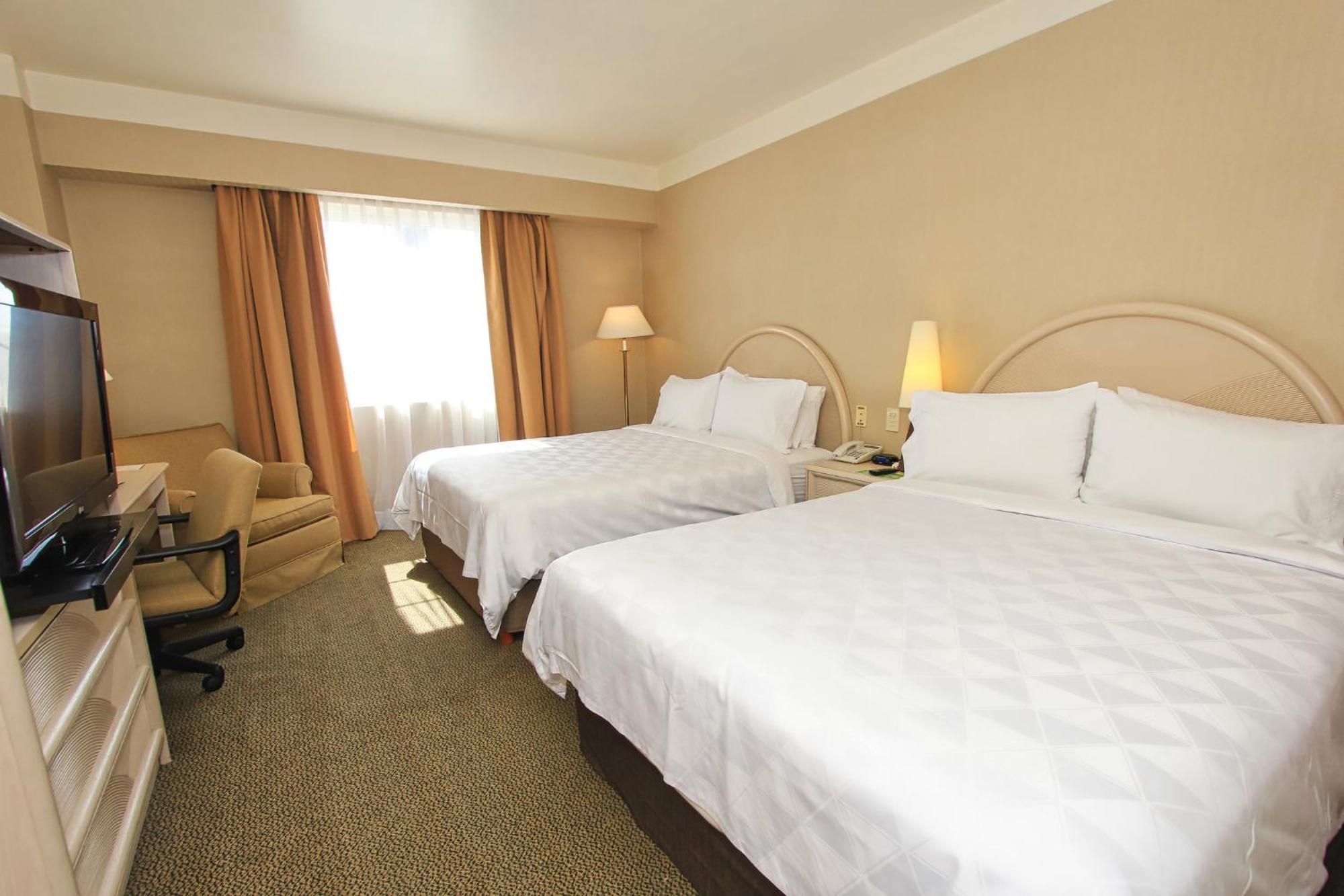 Holiday Inn Leon-Convention Center By Ihg Exterior foto